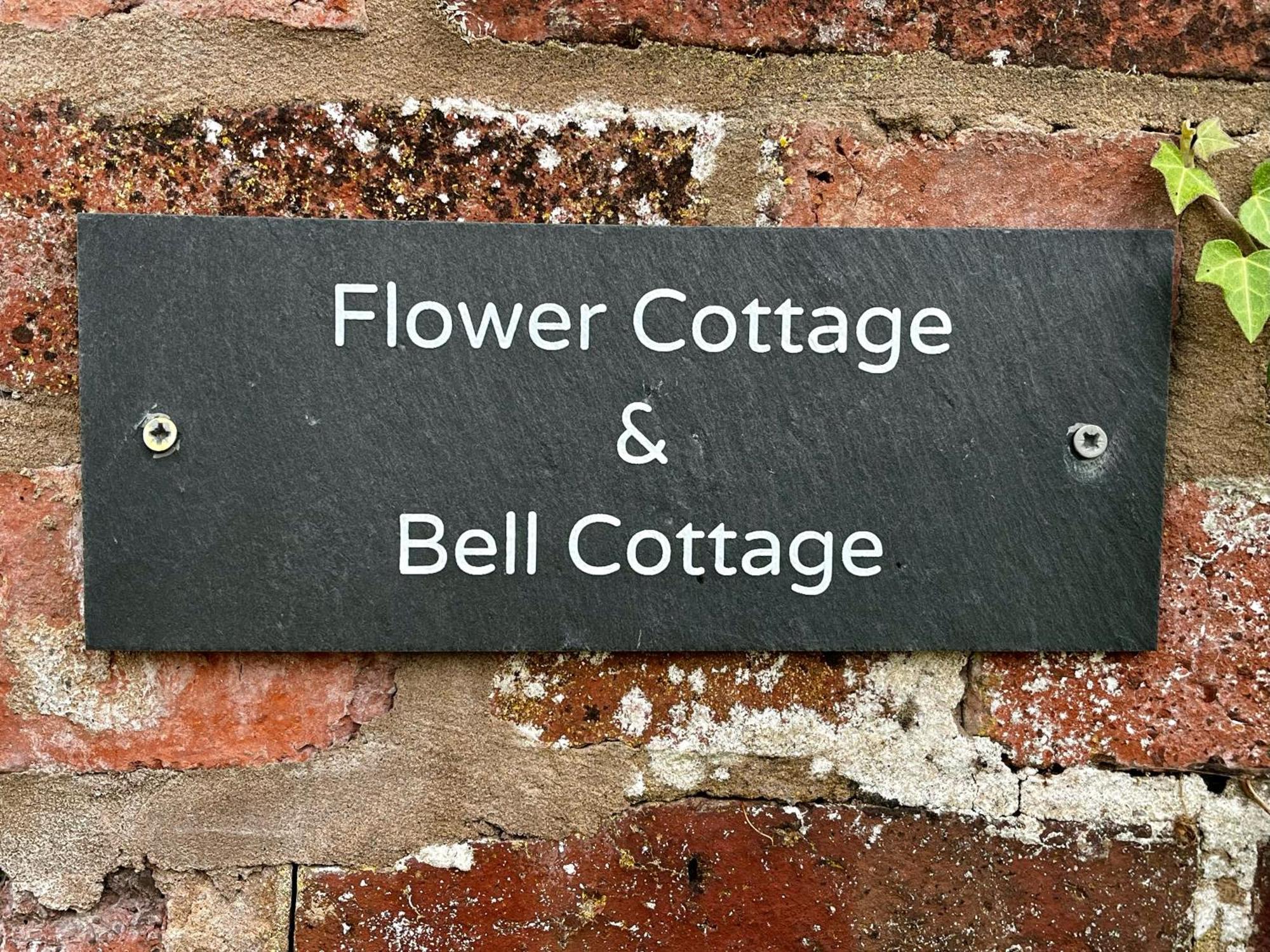 Flower Cottage By Ludlow Castle With Onsite Parking Ngoại thất bức ảnh