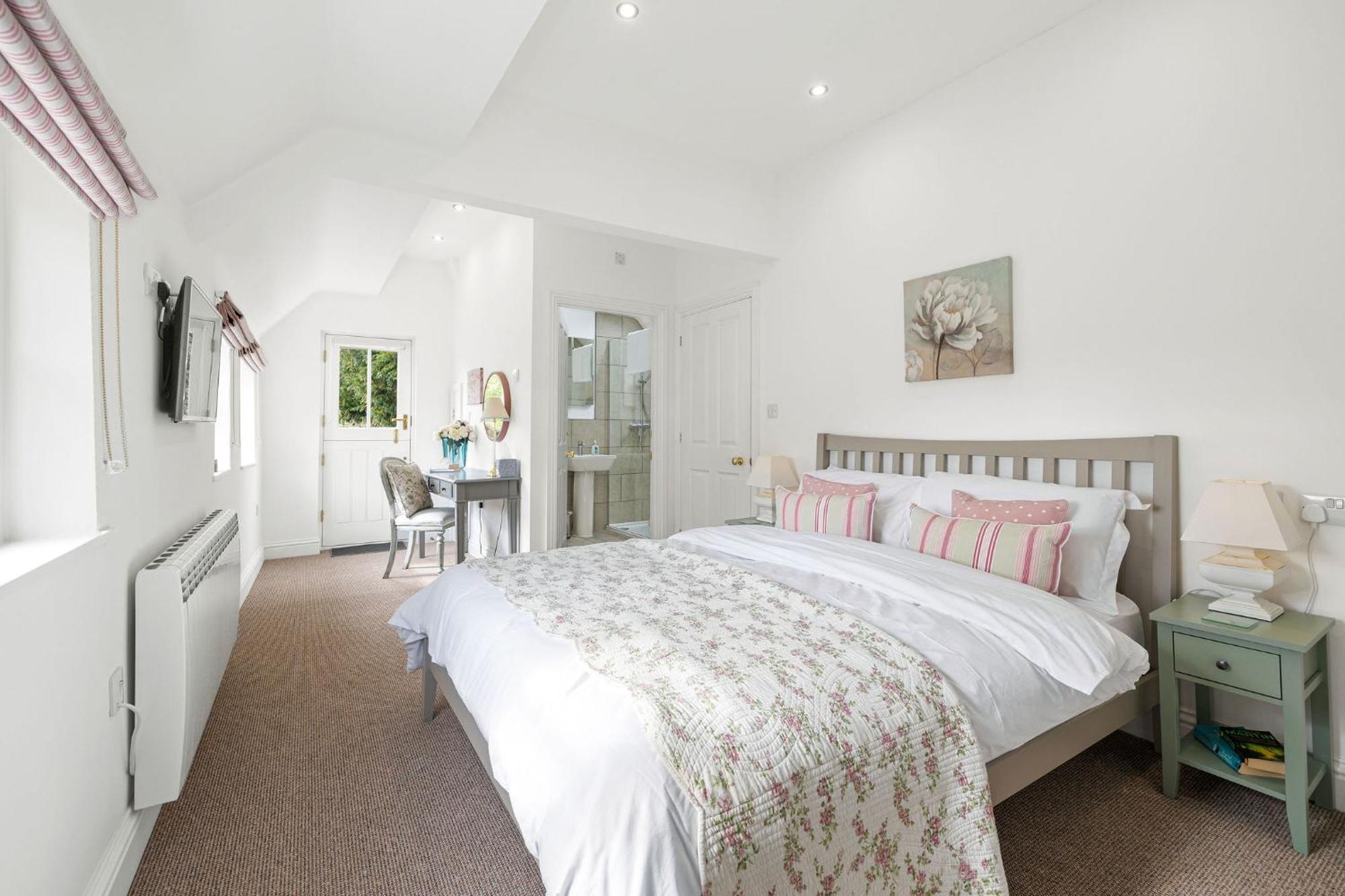 Flower Cottage By Ludlow Castle With Onsite Parking Ngoại thất bức ảnh